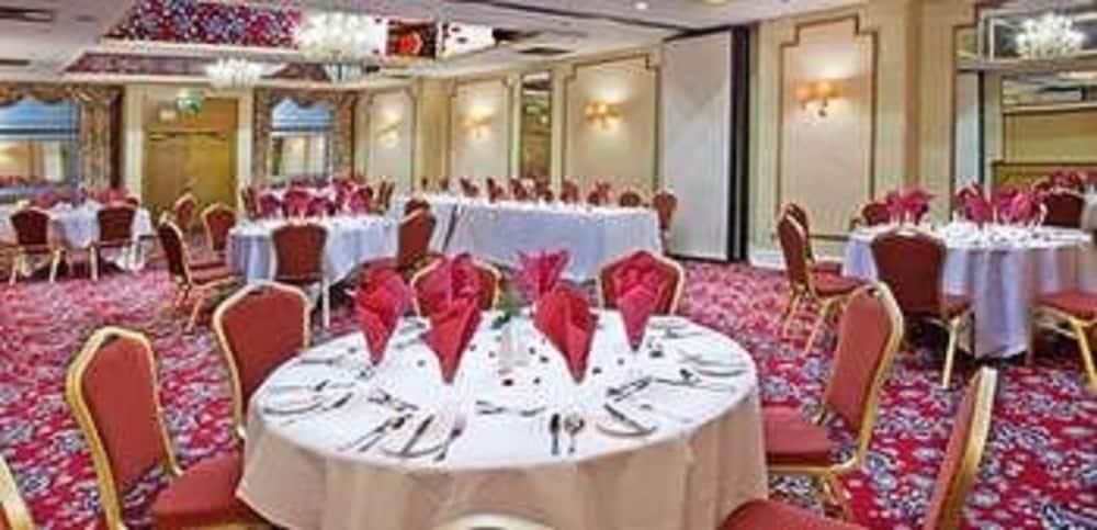 Britannia Hotel Вулвергемптон Экстерьер фото